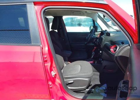 2018 Jeep Renegade Trailhawk 4X4 из США, поврежденный, VIN ZACCJBCB0JPH63974